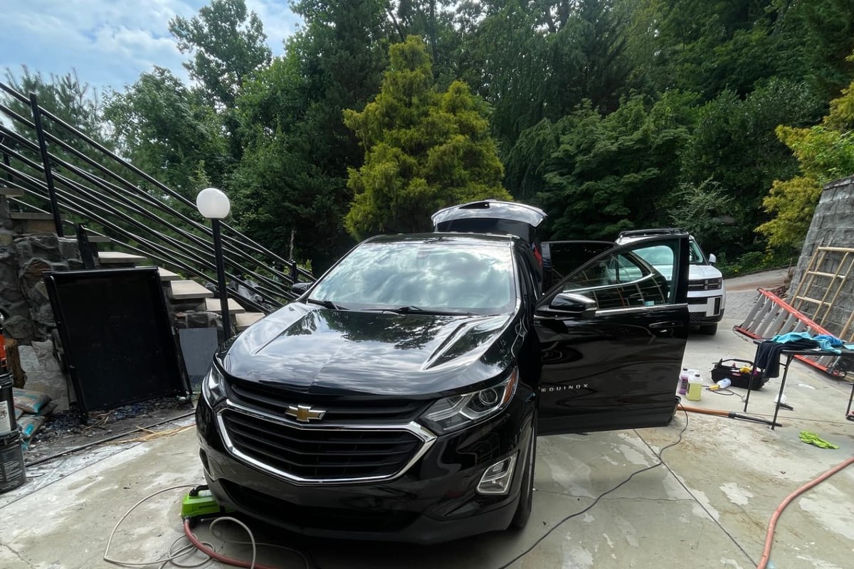 SUV exterior after detailing