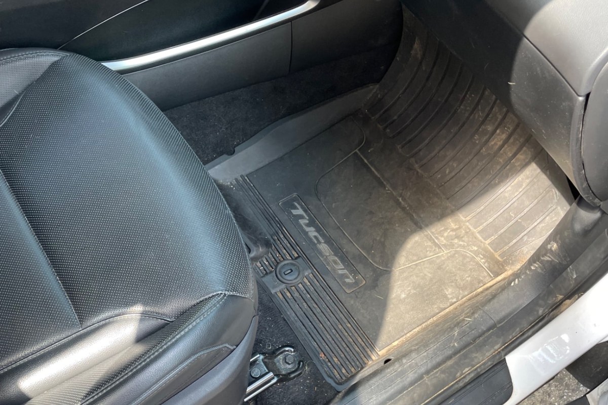 Vehicle interior before detailing